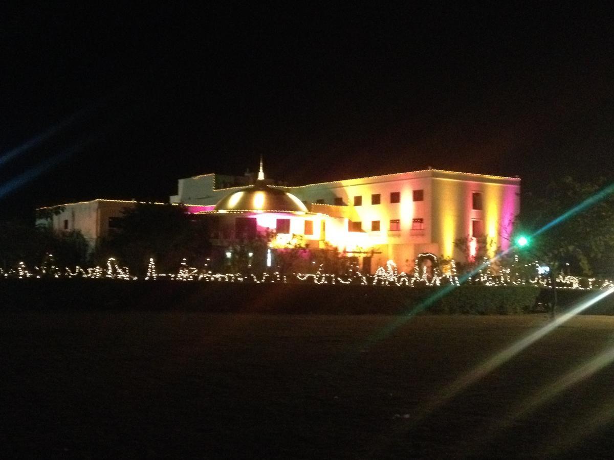The Palm Resort Bhilwara Luaran gambar